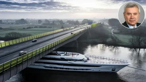 Itchko Ezratti and His Superyacht